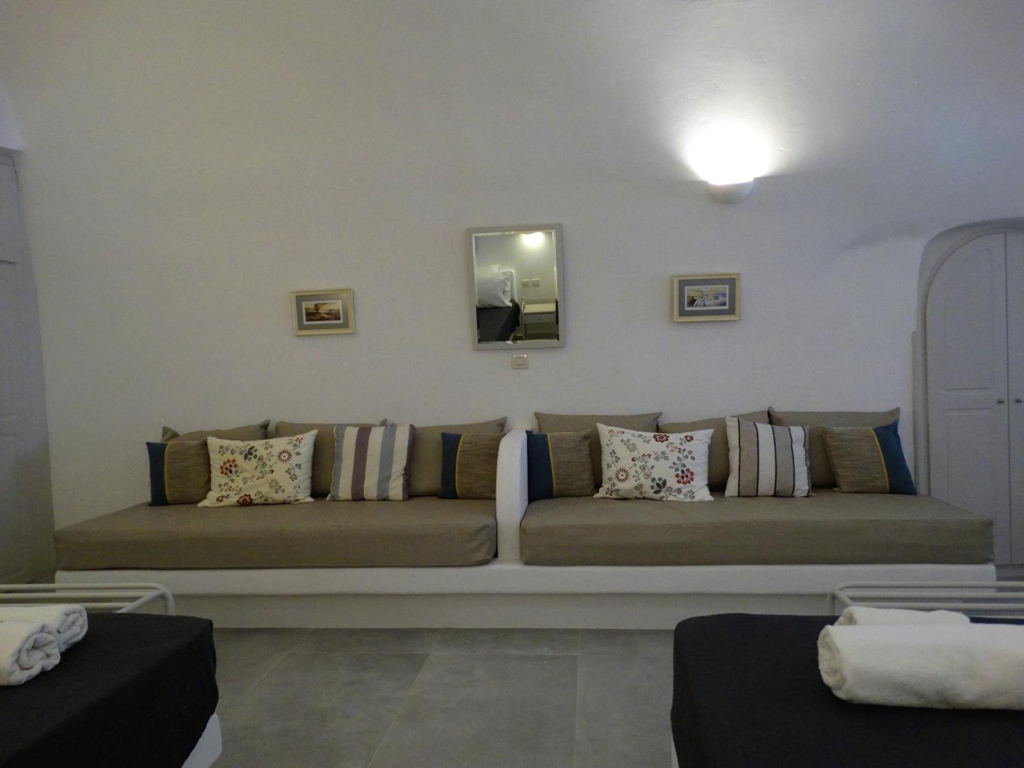 Yposkafo Suites - Villa - Santorini 费拉 外观 照片